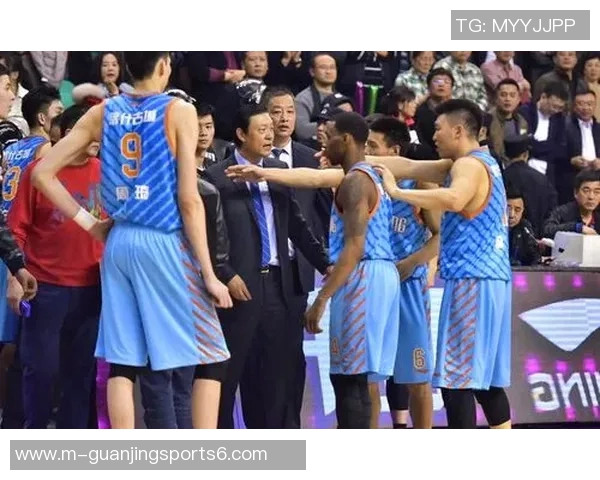 前NBA球员宣布加盟新疆一女嫁二夫的闹剧终于落幕