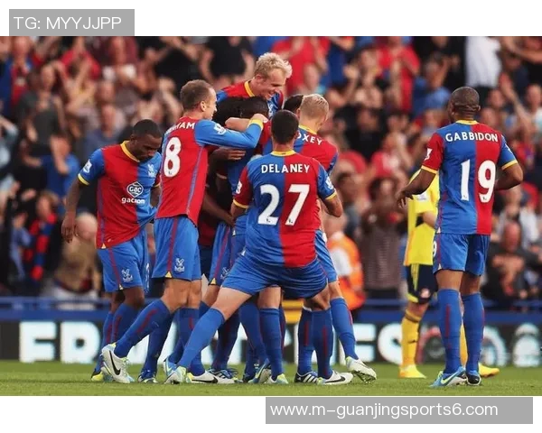 足球队员位置名称解析及其在比赛中的重要性与作用分析